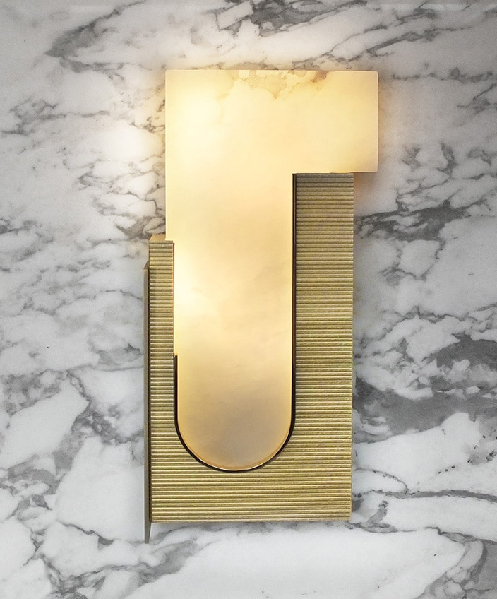 Rodolphe Parente - French interior designer - Pouenat - art metalworker in Paris - alabaster and brass "Dude" wall sconce - Signatures Singulières - The digital magazine of French talent